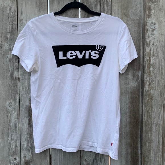 Velvet Levi’s T-Shirt - Picture 1 of 3